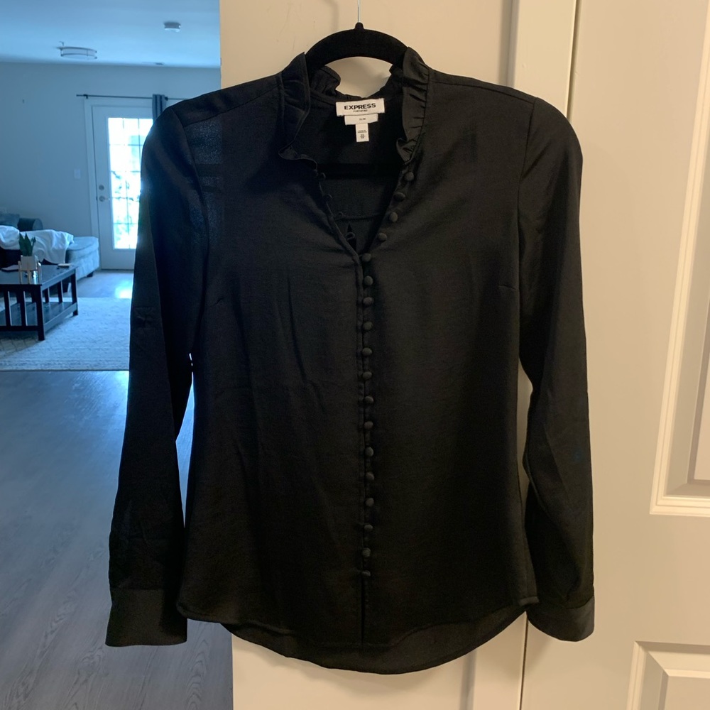 Express xs portofino slim satin blouse in black